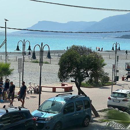 Appartamento Aria Del Mare เวนติมิญา ภายนอก รูปภาพ